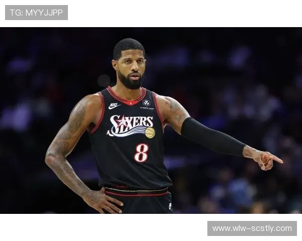 乔治状态回暖半场表现出色12分钟内高效拿下11分2助攻